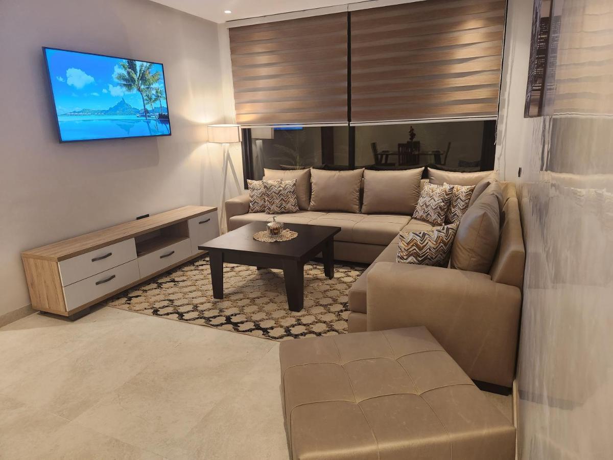 Modern Luxury Retreat: 2-Bedroom Apartment In The Heart Of Marrakech Marraquexe Exterior foto